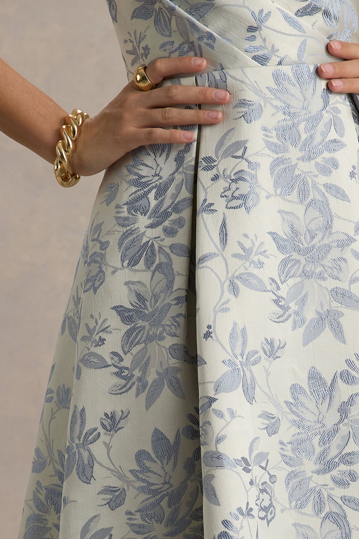 uploaded_image_2_wdwz0