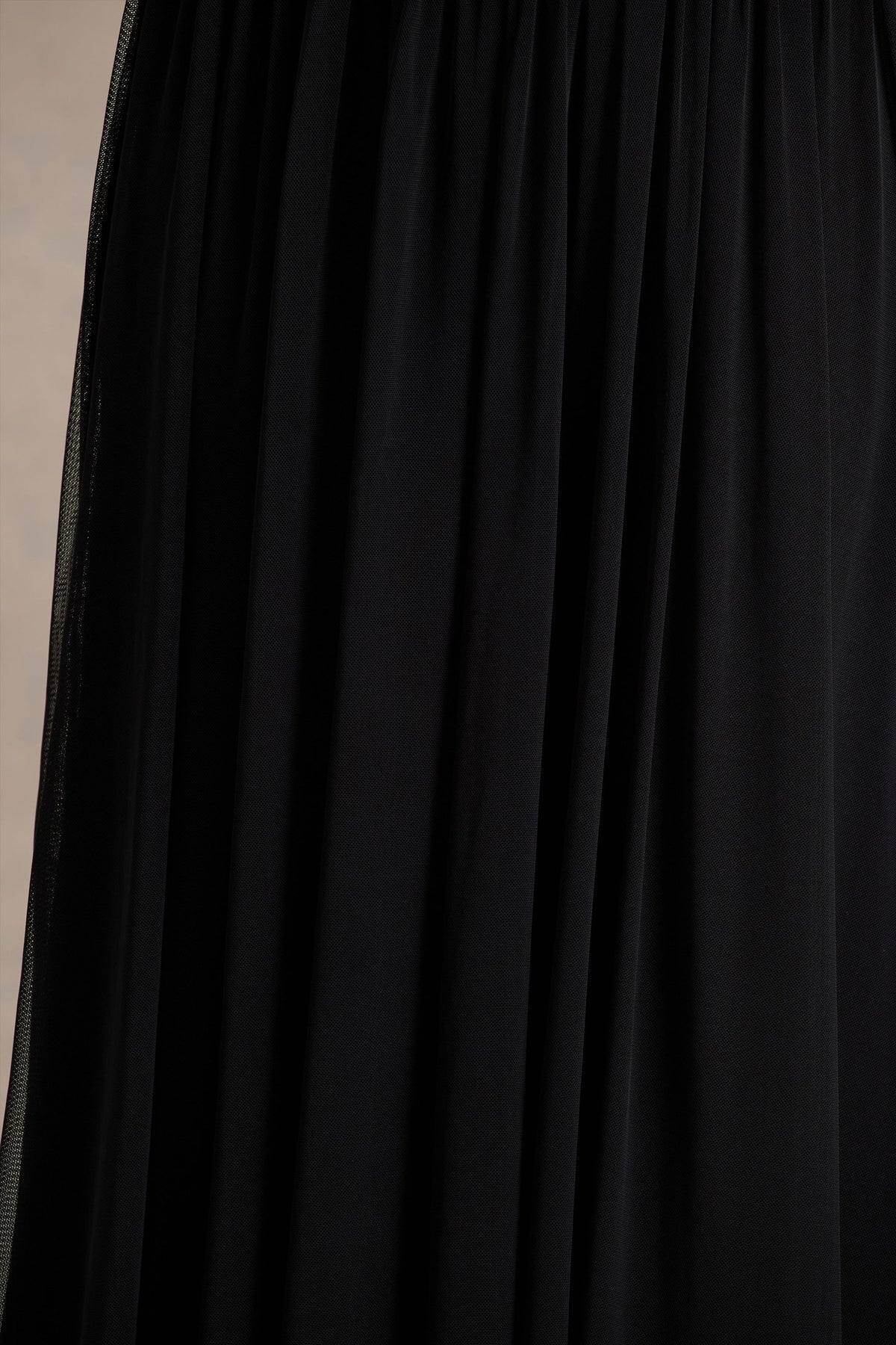 uploaded_image_4_6gb7r