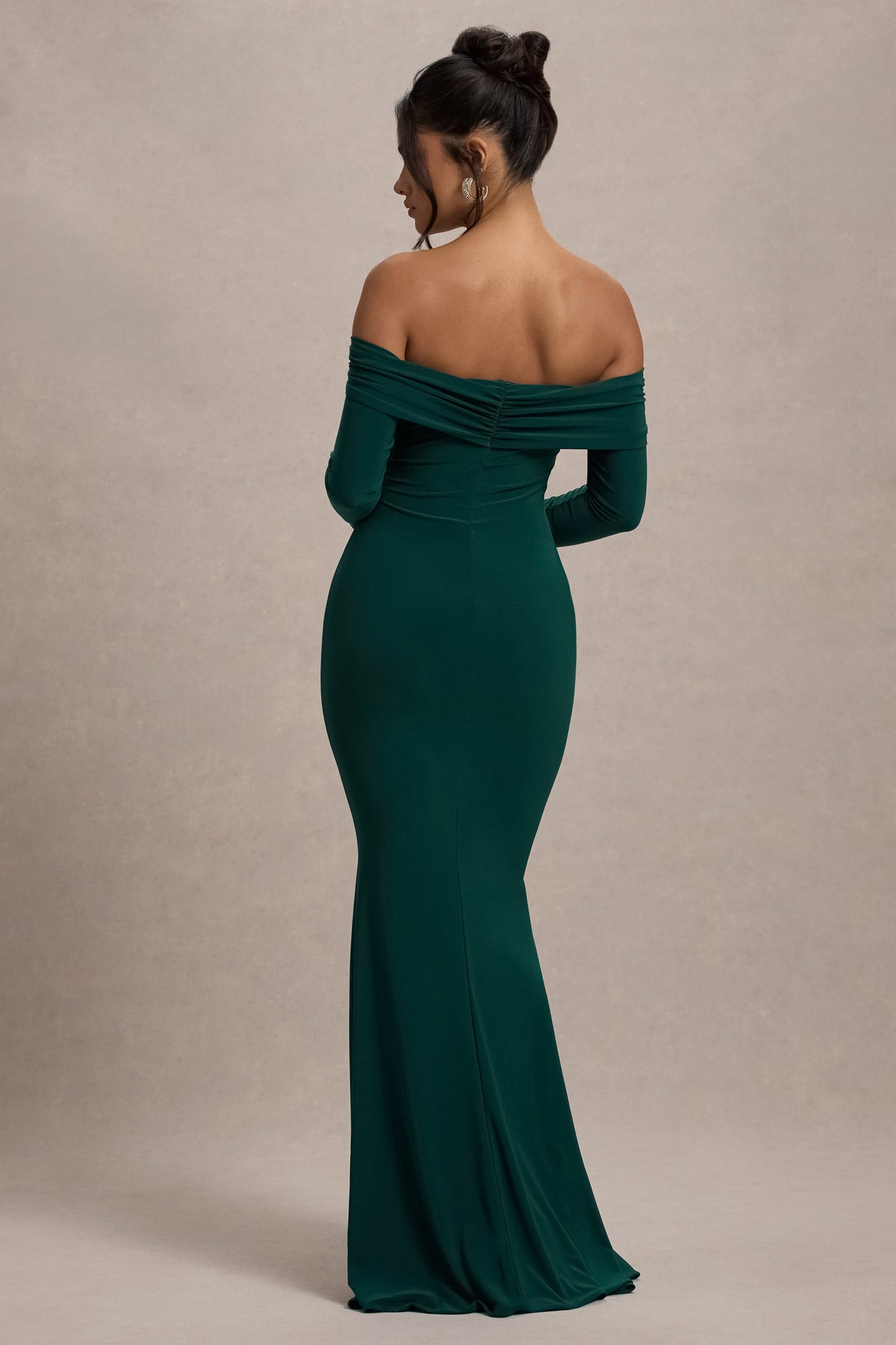 WB_CC_HR_CL134773047-AmaiaBottleGreenBardotLong-SleeveMaxiDress9_735fb8aa-baee-4217-b533-e1bd6110a1a0