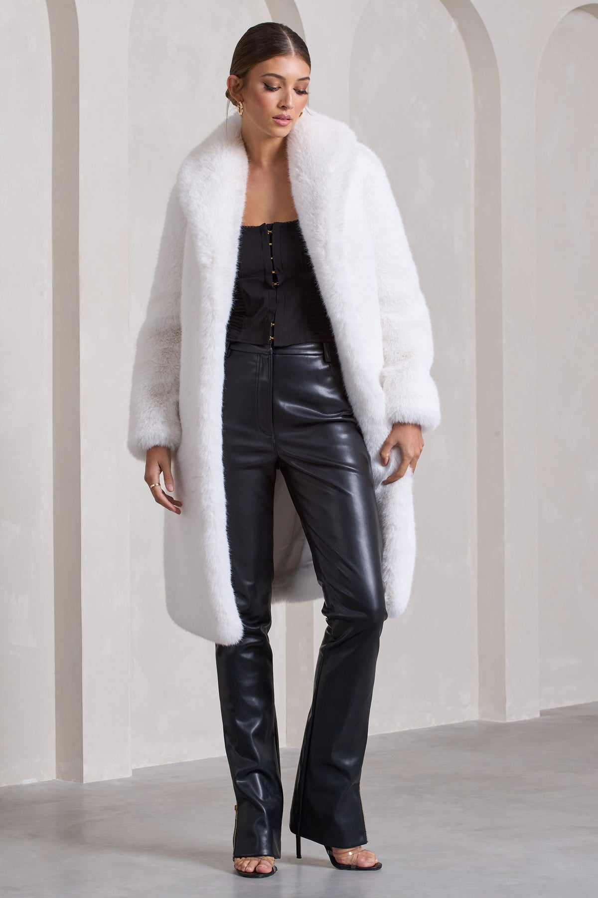 WB_CL129537028-SlopesideCreamLongBeltedFauxFurCoat2_a4374f0e-7555-4ac1-83b3-f26c96e7dc74