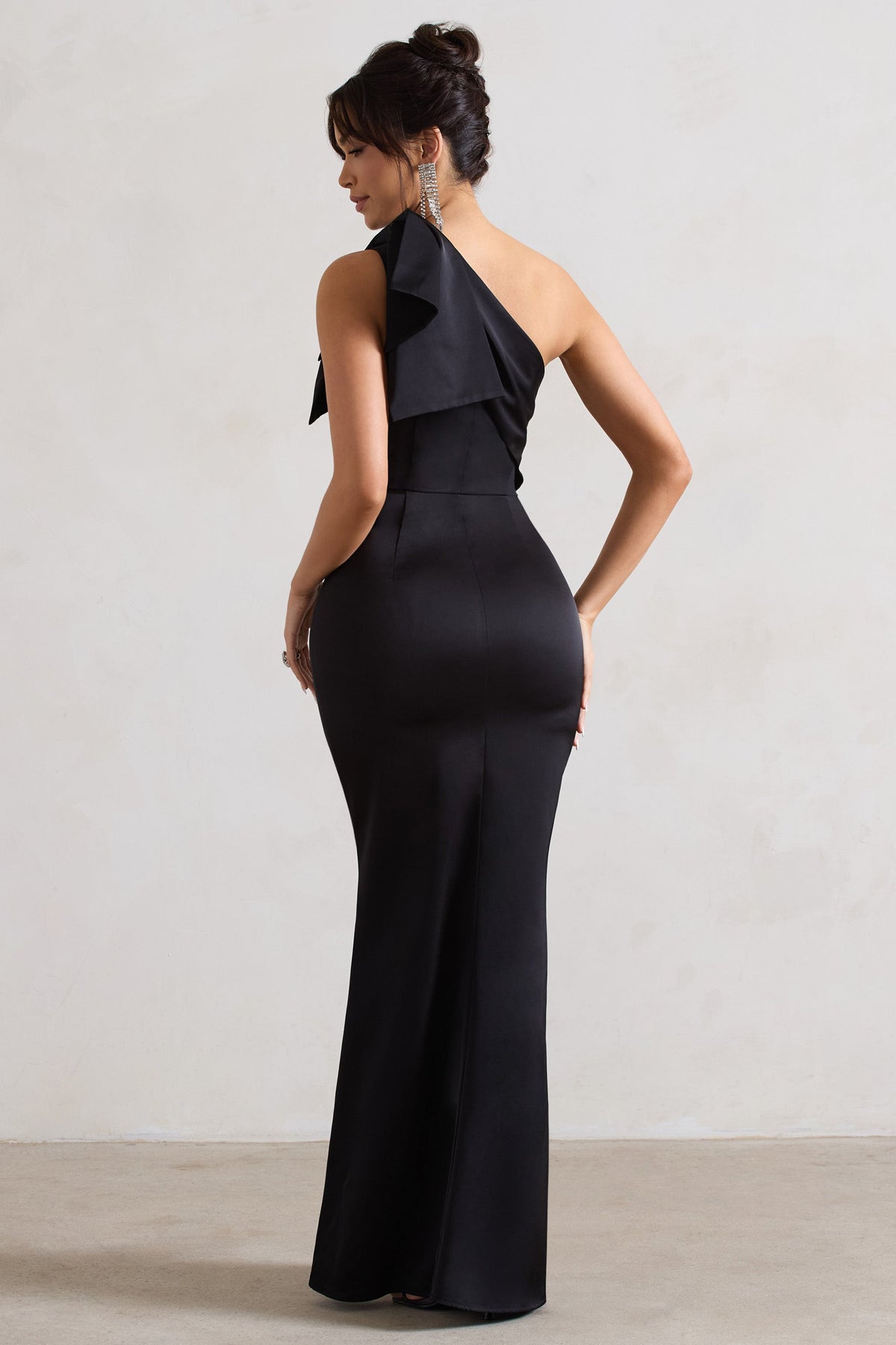 WB_CL129977002-LadyBlackSatinAsymmetricMaxiDressWithBow8