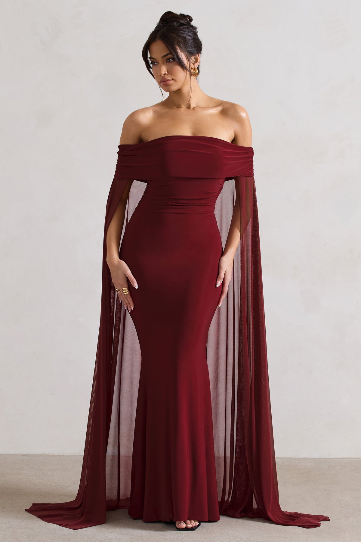 WB_CL131000037-CarlottaBerryBardotMaxiDressWithChiffonCape2