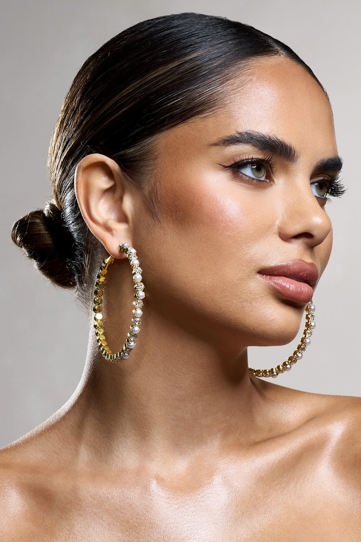 WB_CL134249007-UmaGoldDiamanteHoopEarrings3