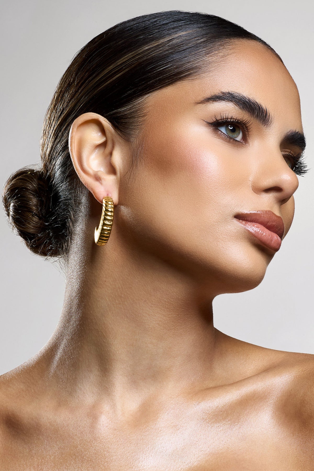 WB_CL134306007-EclatGoldRibbedDangleEarrings0