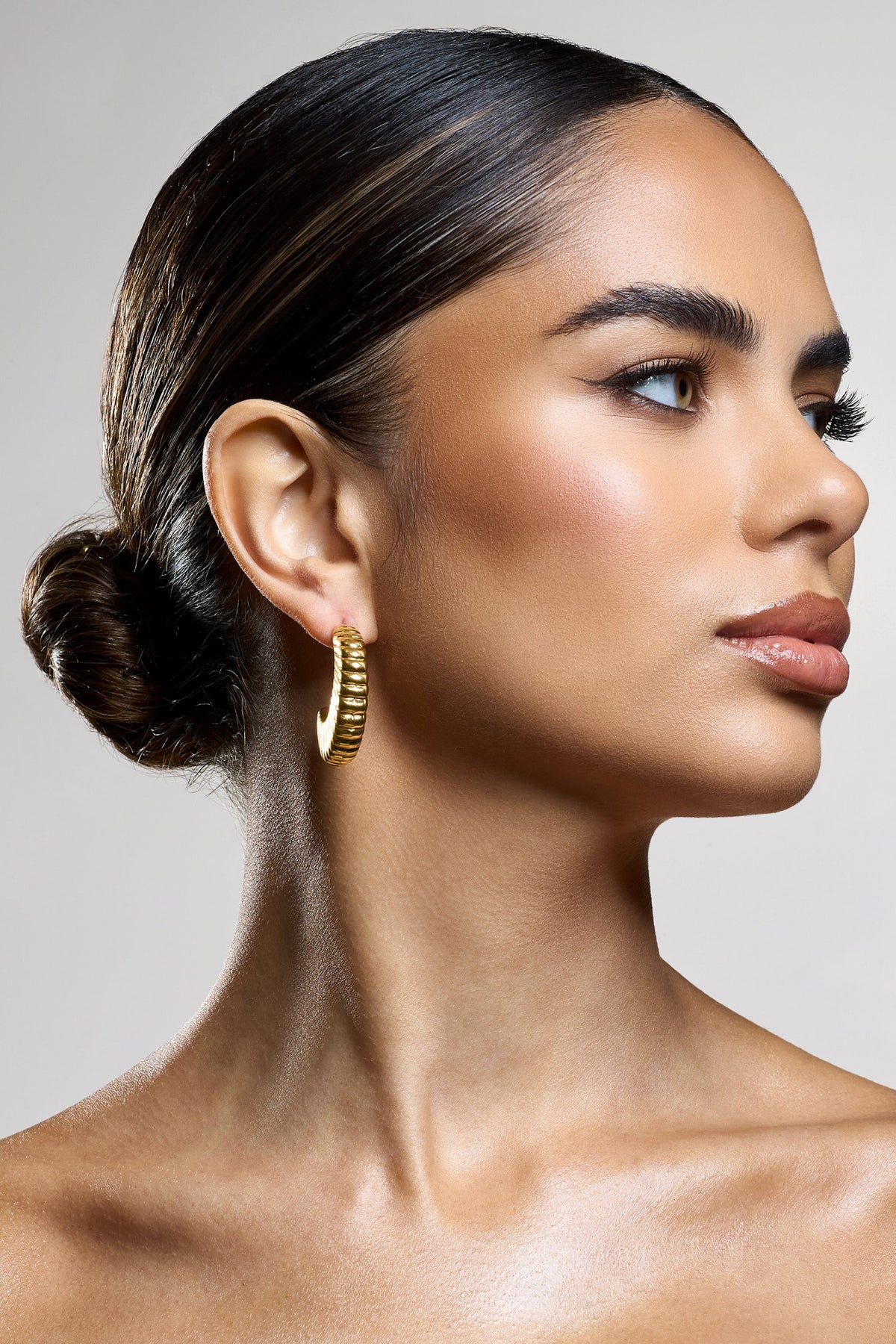 WB_CL134306007-EclatGoldRibbedDangleEarrings1
