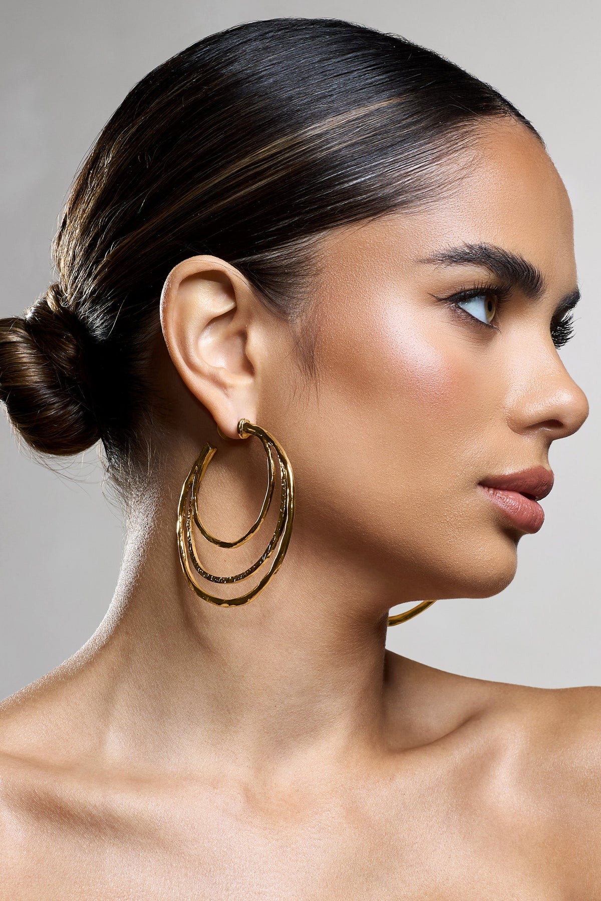 WB_CL134515007-TrilogyGoldLayeredHoopEarrings3