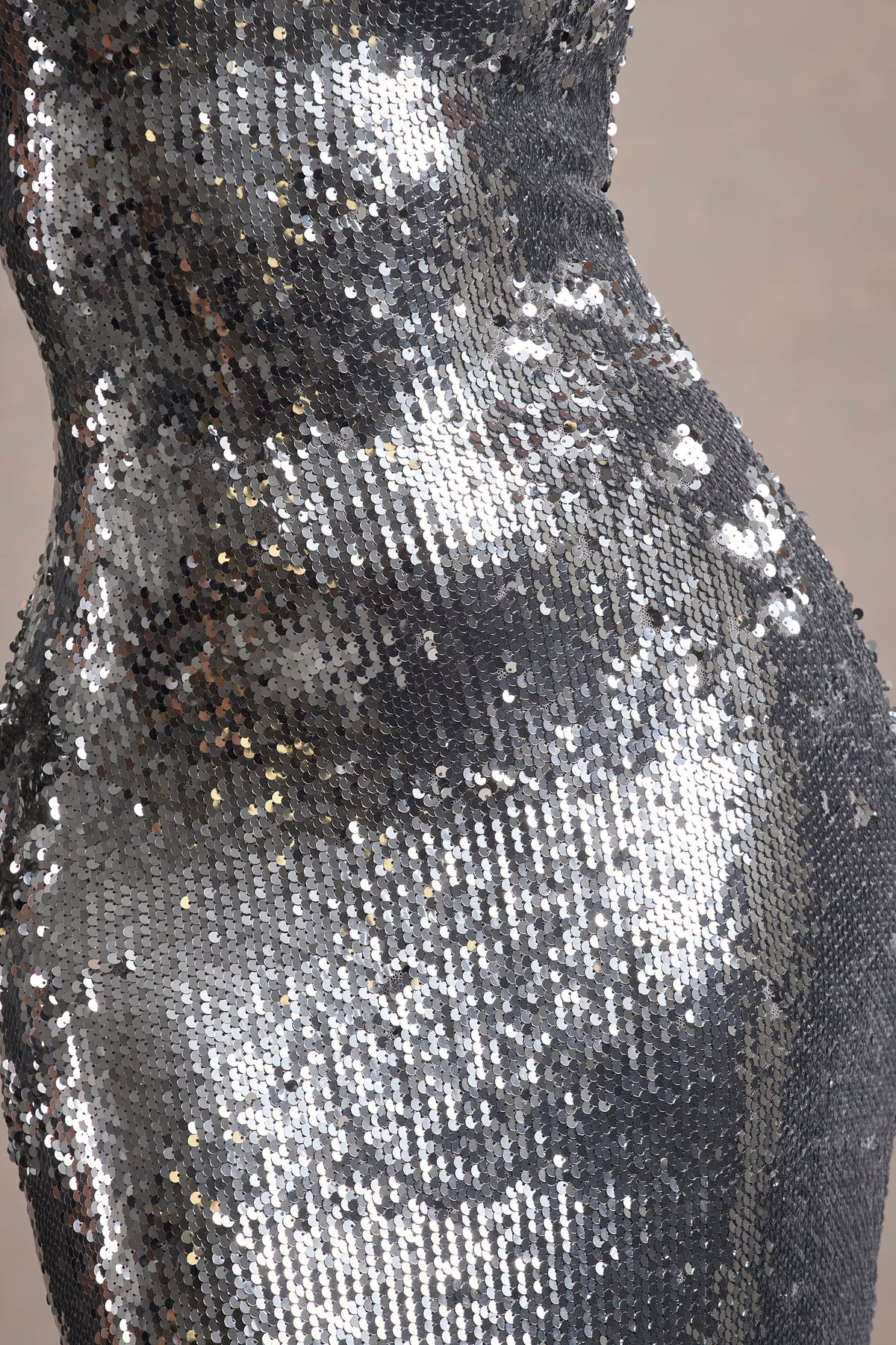 WB_CL135030007-FlashbackSilverSequinStrappyMaxiDress9