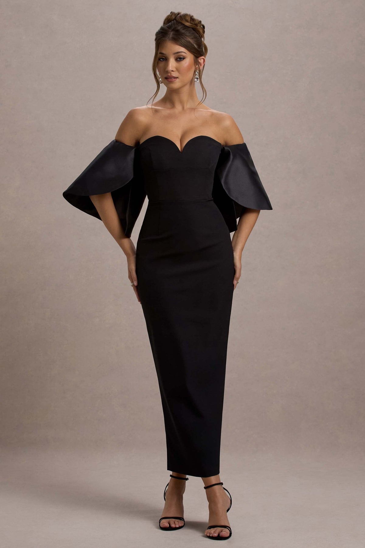 WB_CL135111002-Dalani-BlackCorsetMaxiDressWithSatinPuffSleeves2