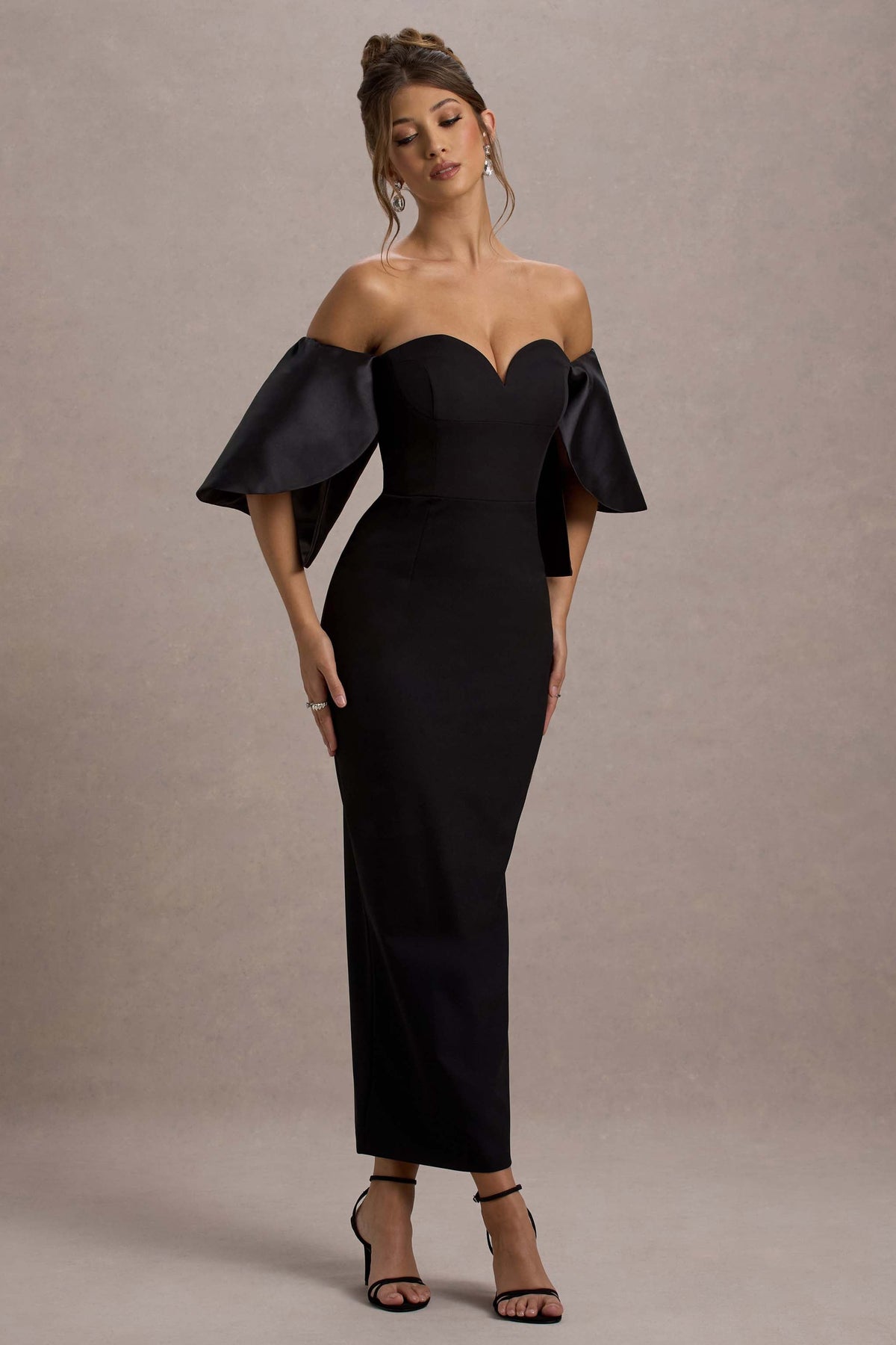 WB_CL135111002-Dalani-BlackCorsetMaxiDressWithSatinPuffSleeves3