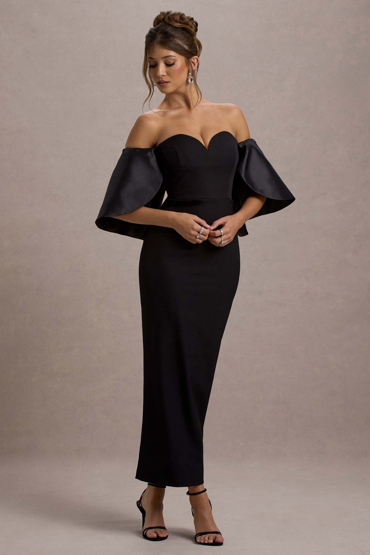 WB_CL135111002-Dalani-BlackCorsetMaxiDressWithSatinPuffSleeves5