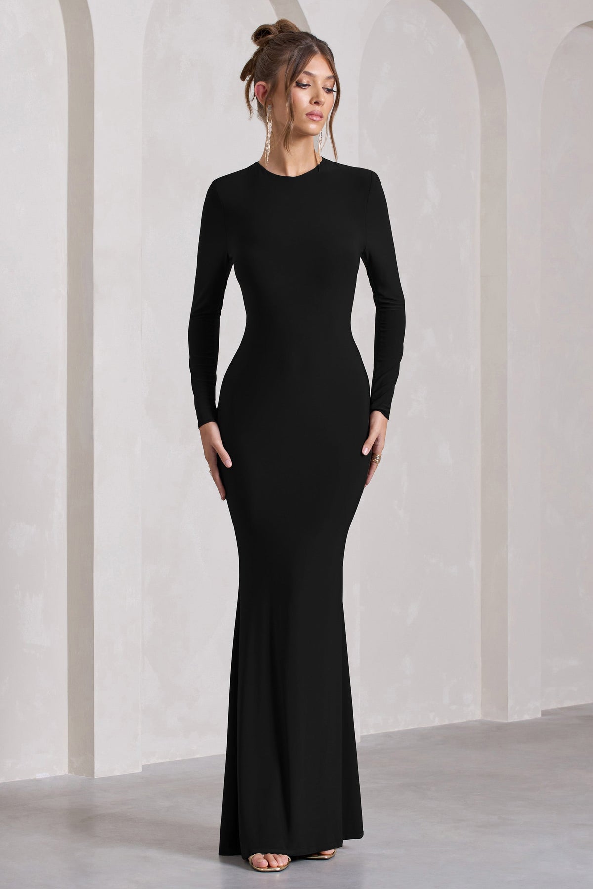 Starring | Black Long-Sleeve Backless  Maxi Dress