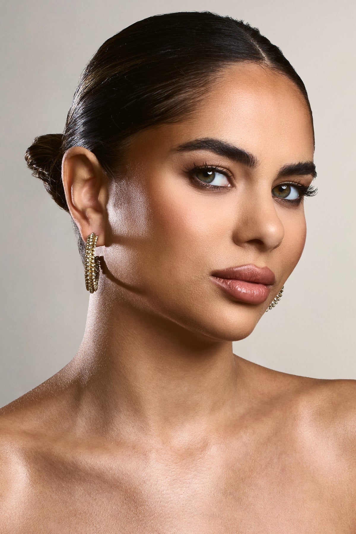 WB_HR_CL134178007-Ebony_GoldDiamanteChunkyHoopEarrings1