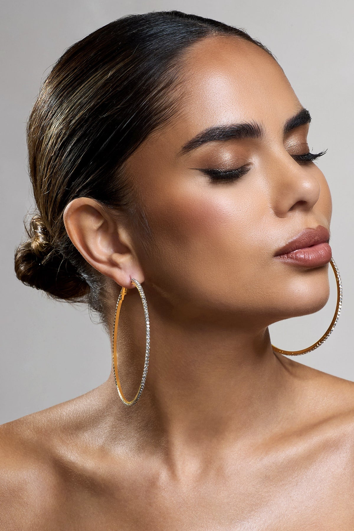 WB_HR_CL134254007-AmikaGoldDiamanteThinHoopEarrings0