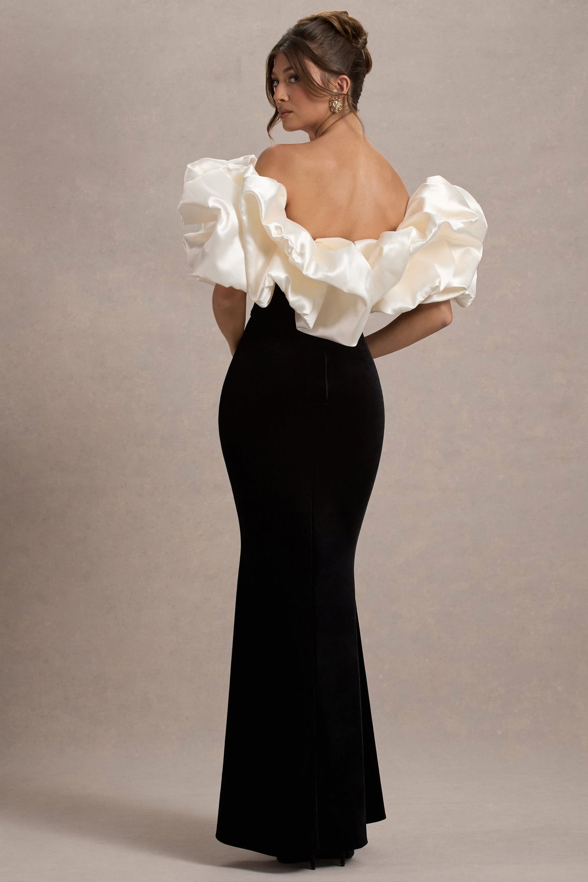 WB_HR_CL135301002-CecilyBlackVelvetBardotMaxiDressWithSatinRuffleTrim11_a90046a5-fbff-4c16-9697-3fd82cfb9752