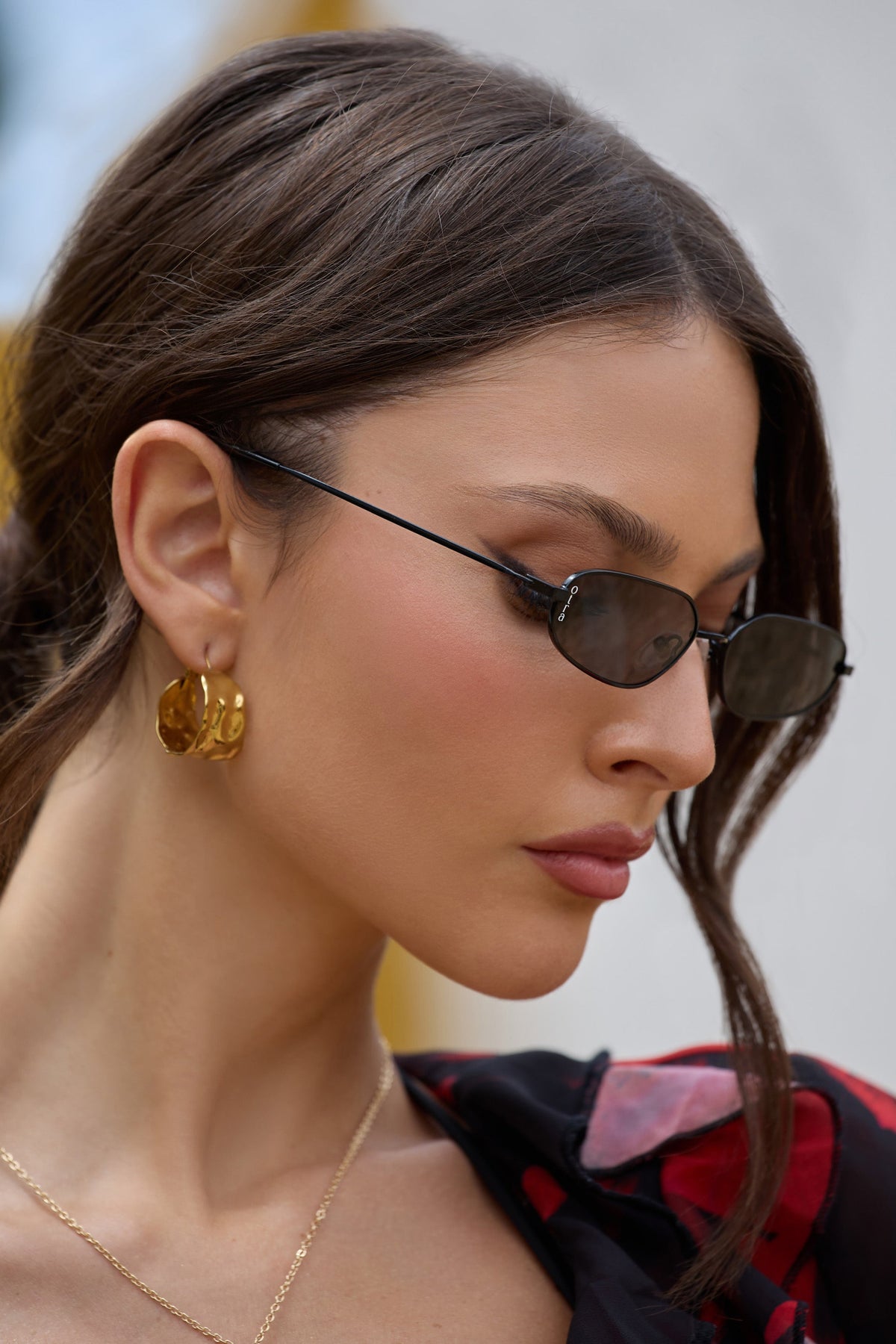 Drew | OtraBlack Metal Thin Rectangular Sunglasses